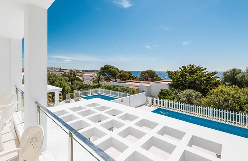 Cala'n Bosch Villa | Villa Feli - Three Bedroom Villa, Sleeps 6