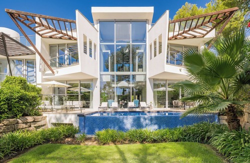 Marbella Villa | VILLA FINESSE BY VACATION MARBELLA