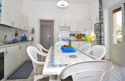 Torre Suda Villa | Villa Flora 8 beds at 50 mt. from the sea