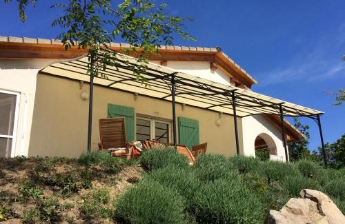 Zalahalap Villa | Villa Flora Lavenda