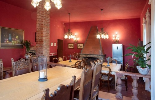 Palaia Villa | Villa Florale (10 Guests) - Family villa with pool in the heart of Tuscany
