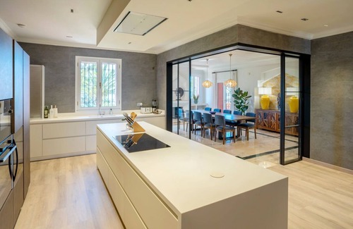 Mijas Villa | Villa Florez Mijas - Eight Bedroom Villa, Sleeps 16