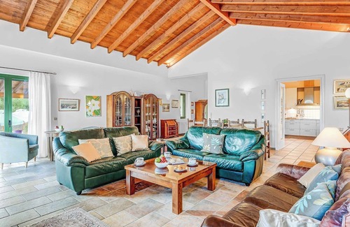 Kalami Villa | Villa Fonesei - Five Bedroom Villa, Sleeps 11