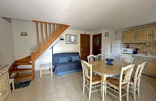 Saintes-Maries-de-la-Mer House | Villa Saintes-Maries-de-la-Mer, 2 bedrooms, 6 persons