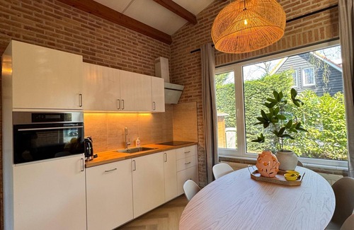 Renesse House | Villa Frans -Gezellige bungalow in Renesse