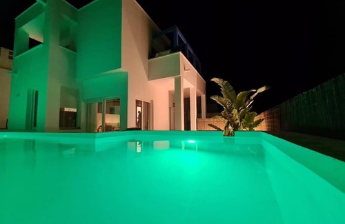 San Jose Villa | Villa Galerna de Mar
