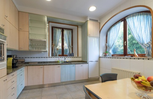 Burlada Villa | Villa Ganbara, San Fermin, Pamplona 5 minutes.