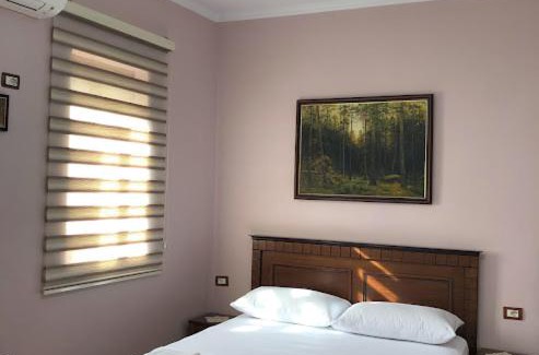 Berat House | Villa Garden