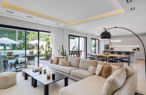 Marbella Villa | Villa Gardenias - New 5bed villa near Puerto Banus