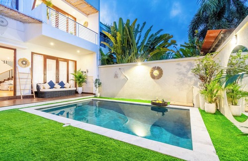 Sunset Road Villa | Villa Gea (By JB Villas)