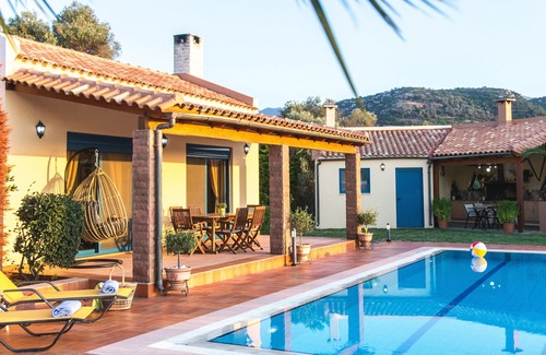 Giannoudion Villa | Villa Givera