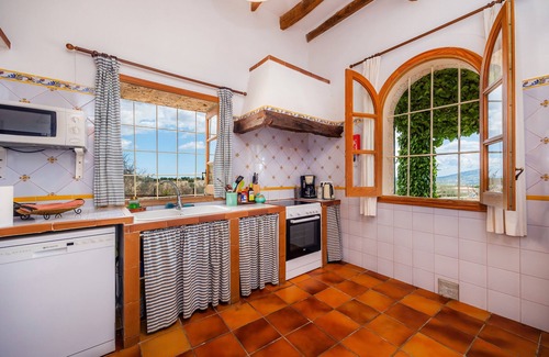Selva Villa | Villa 'Gran' with Mountain View, Wi-Fi and Air Conditioning