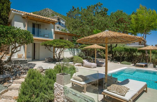 Perigiali Villa | Villa Green Islets - Three Bedroom Villa, Sleeps 6