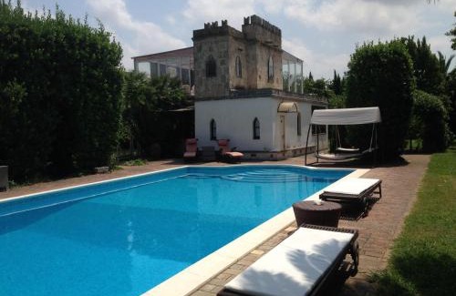 Cascina Apartment | Villa Guelfi