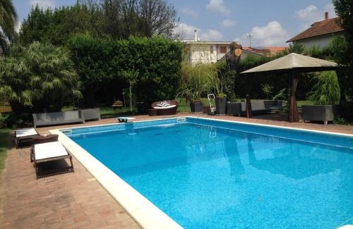 Cascina Apartment | Villa Guelfi