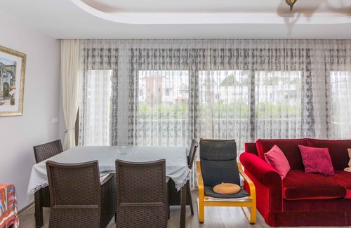Marmaris City Center Villa | Villa Gunes 1 Icmeler (shared pool)