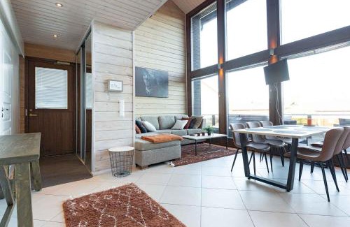 Jamsa House | Villa Halla 2 - 8 henkilölle, HimosYkkösen alue, 76m²+36m²