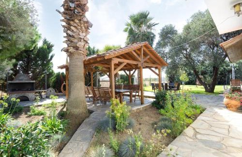 Nea Iraklia Villa | Villa Hara
