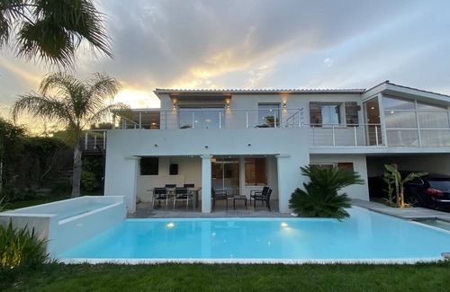 Montbazin Villa | Villa, heated pool, exceptional view, exotic garden, rated 4*.