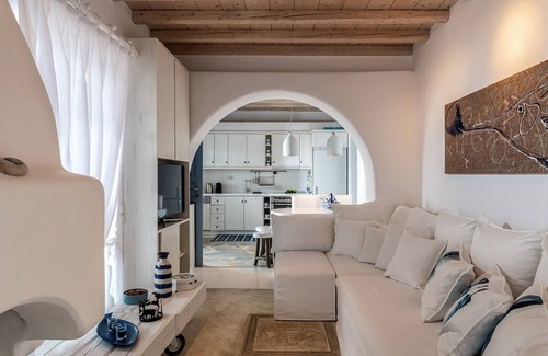 Agios Stefanos House | Villa Helios