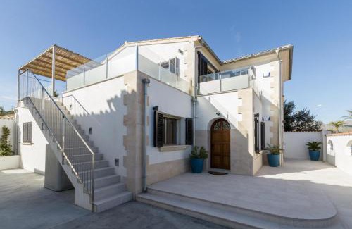 Puerto de Pollensa Ski Chalet | VILLA HOLLAND 11