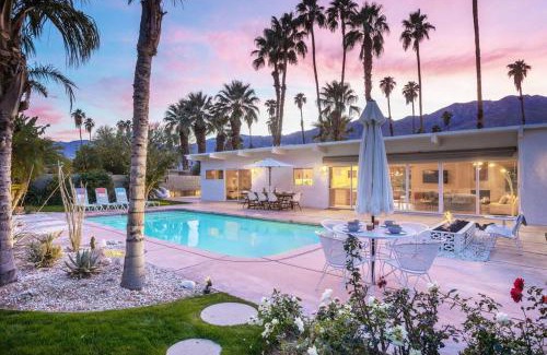 Palm Springs Villa | Villa Hunting Field
