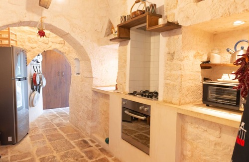 Ostuni House | Villa in Apulia with Pool and Garden