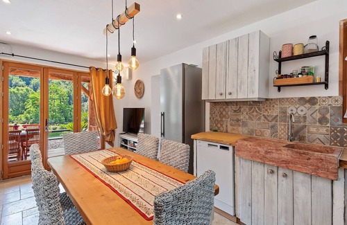 Bargemon Villa | Villa in Bargemon with Pool and Mountain Views
