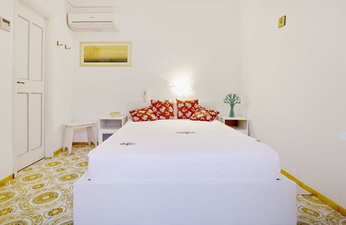 Licola Villa | Villa in Capri with 7 bedrooms sleeps 14