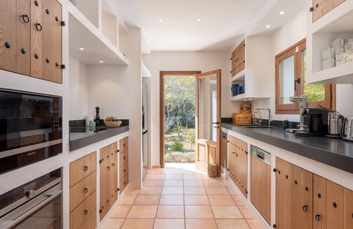Santa Eulalia del Rio Villa | Villa in Santa Eulària Des Riu with 7 bedrooms sleeps 14