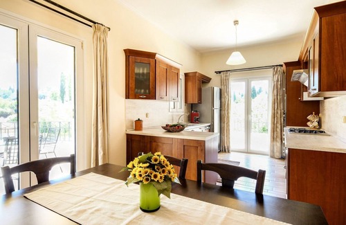 Corfu Town Apartment | Villa in Kerkira near Corfu Beaches