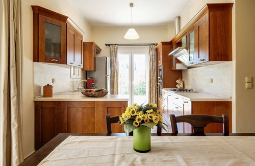 Corfu Town Apartment | Villa in Kerkira near Corfu Beaches