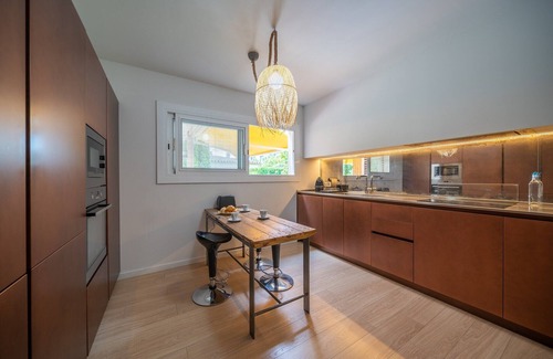 L'Escala Villa | Villa in L’Escala with Private Pool & Beaches