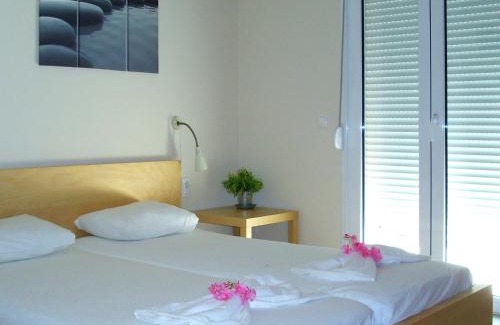 Kirianna Villa | Villa in Loutra with Sea Views & Near Sandy Beach