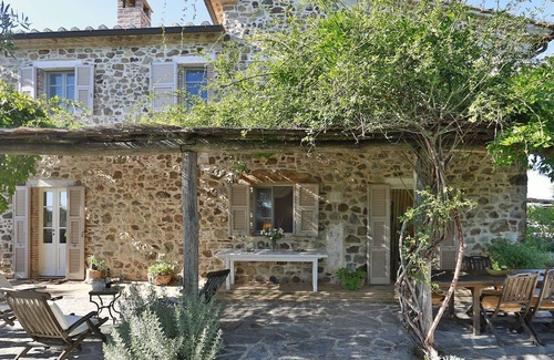 Manciano Villa | Villa in Manciano with 4 bedrooms sleeps 7