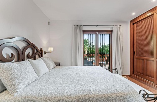 Urbanizacion Marbessa Villa | Villa in Marbesa with private heated pool