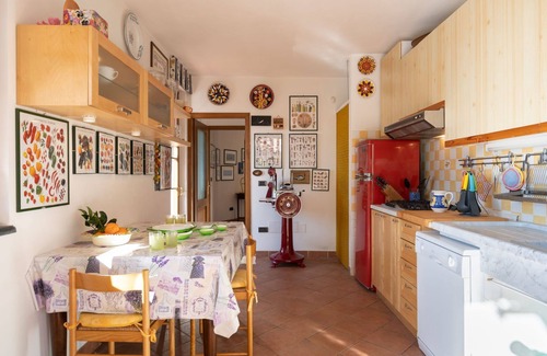 Montignoso Villa | Villa in Montignoso with 3 bedrooms sleeps 7