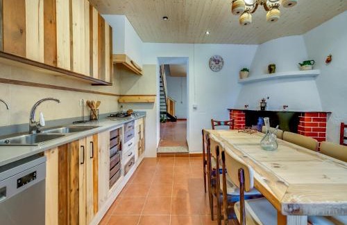 Palafolls House | Villa in Palafolls with Private Pool & BBQ