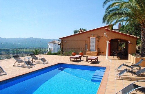 Castell-Platja d'Aro Villa | Villa in Platja d'Aro with Private Pool