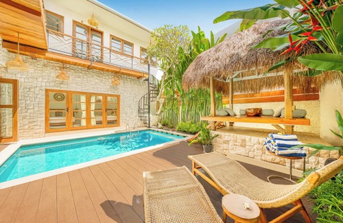 Berawa Villa | Villa Inka - 6BDR with private Pool & Garden