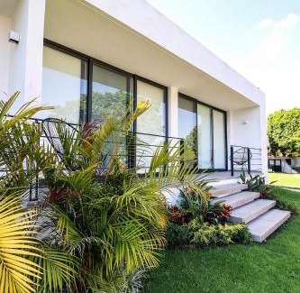 Lomas de Atzingo Hotel | Villa Internacional Hotel & Club