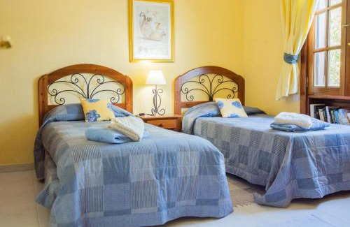 Playa Blanca Villa | Villa Isa sea views