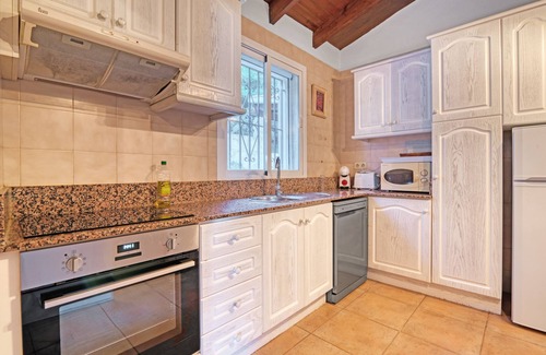 Denia Villa | Villa 'Isabella' with Private Pool, Wi-Fi and Air Conditioning