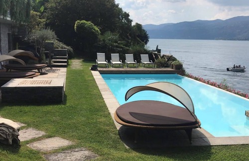 Ispra Villa | Villa Ispra Summary: