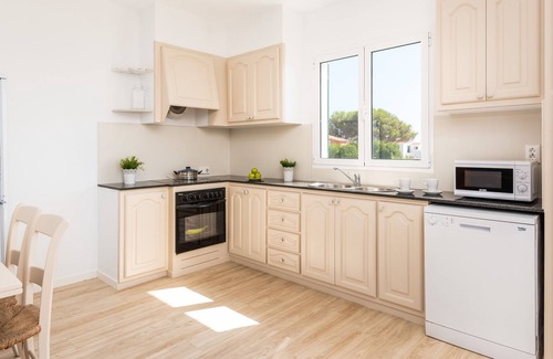 Cala'n Bosch Ski Chalet | VILLA JUANEDA !! WITH IDEAL POOL FOR FAMILIES VERY CLOSE TO THE SEA