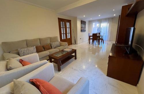 Torremolinos House | Villa Juani in Playa Los Alamos