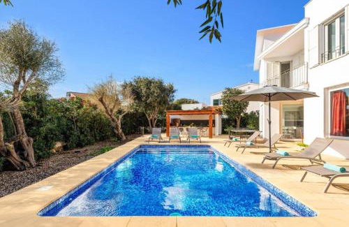 Sa Torre del Ram Villa | Villa Julianne by Villa Plus