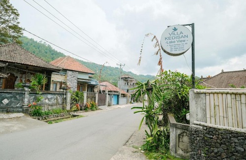 Kedisan Hotel | Villa Kedisan Lake View RedPartner