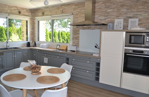 Fouesnant Villa | Villa Kerbader 2-4 Personnes Avec spa