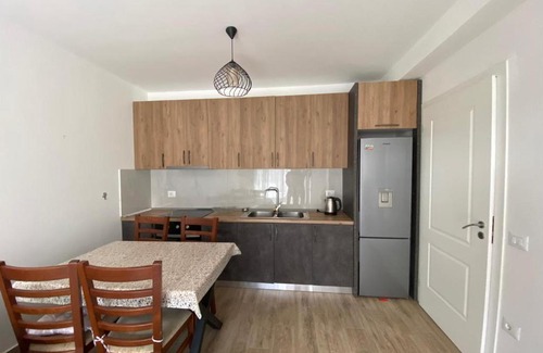 Tirana Apartment | Villa L-2